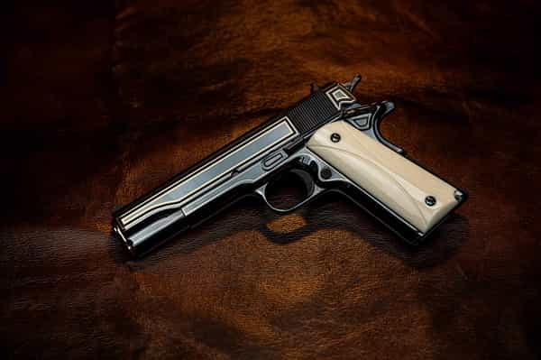 o1911crjw529a.jpg